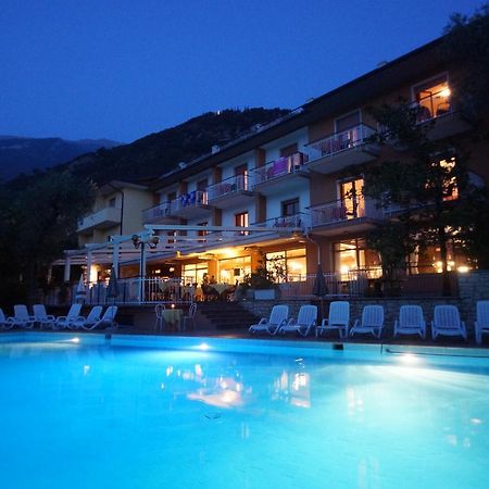 Hotel Alpi Malcesine Buitenkant foto