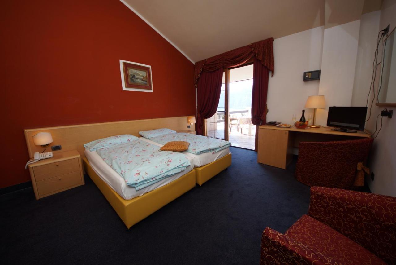 Hotel Alpi Malcesine Buitenkant foto