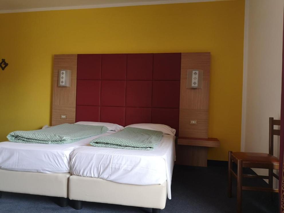 Hotel Alpi Malcesine Buitenkant foto