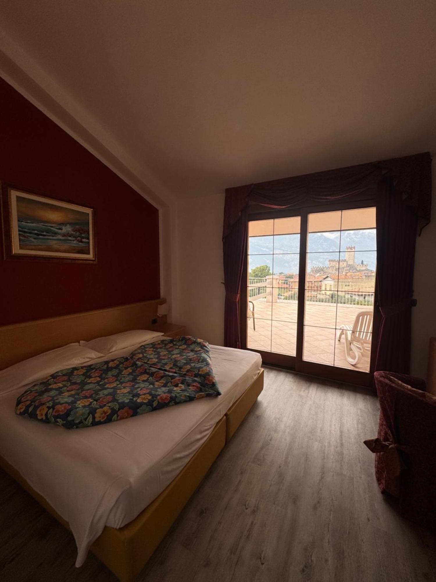 Hotel Alpi Malcesine Buitenkant foto