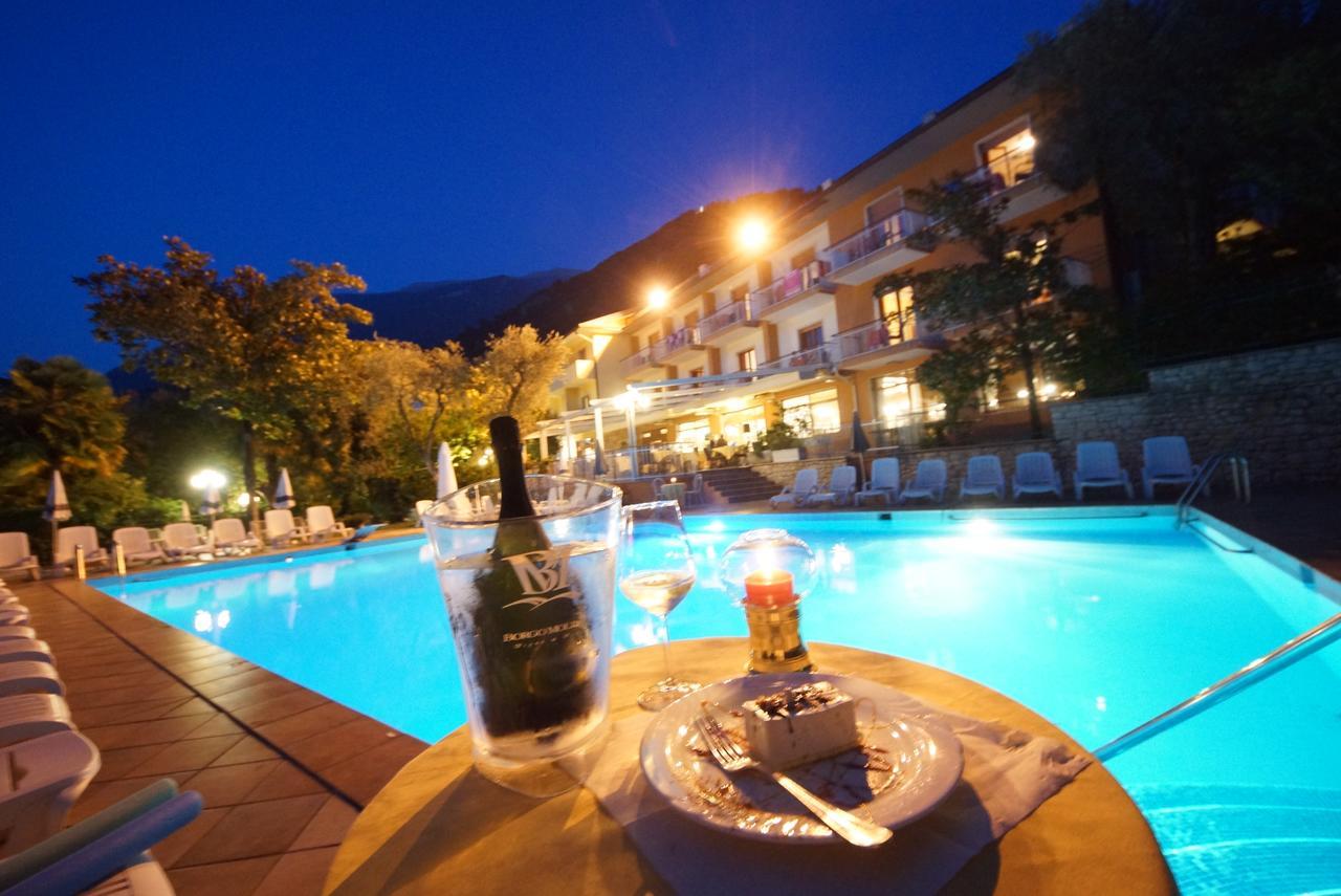 Hotel Alpi Malcesine Buitenkant foto