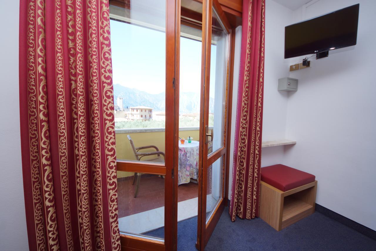 Hotel Alpi Malcesine Buitenkant foto