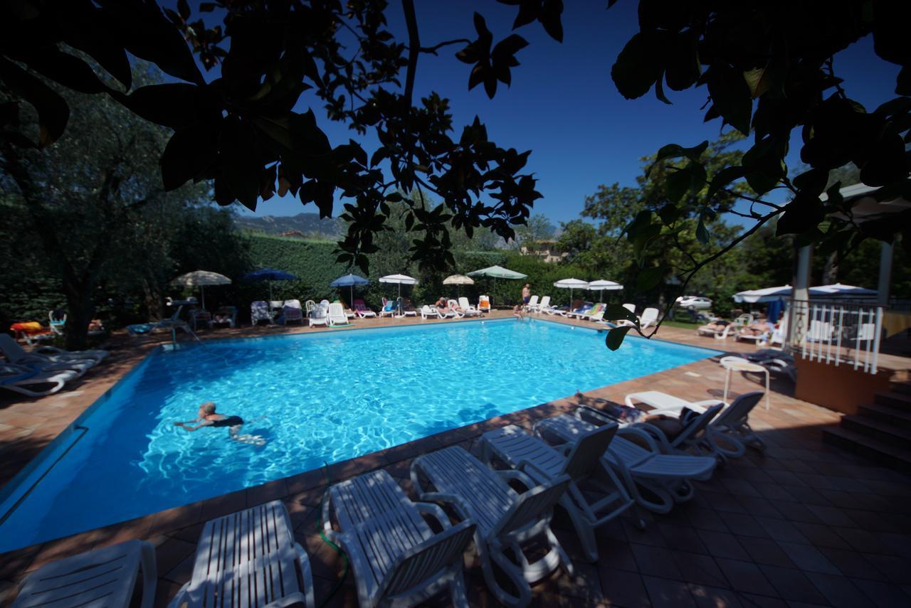 Hotel Alpi Malcesine Buitenkant foto