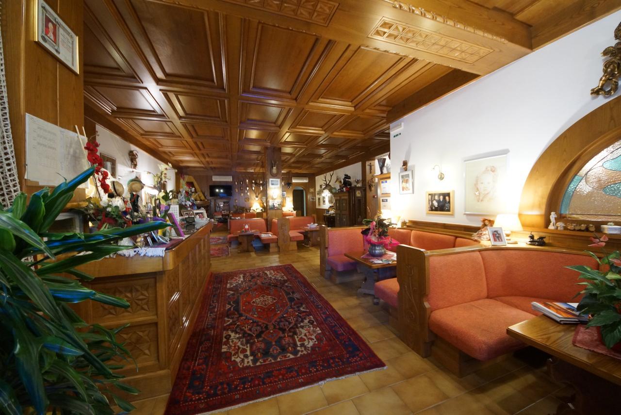 Hotel Alpi Malcesine Buitenkant foto