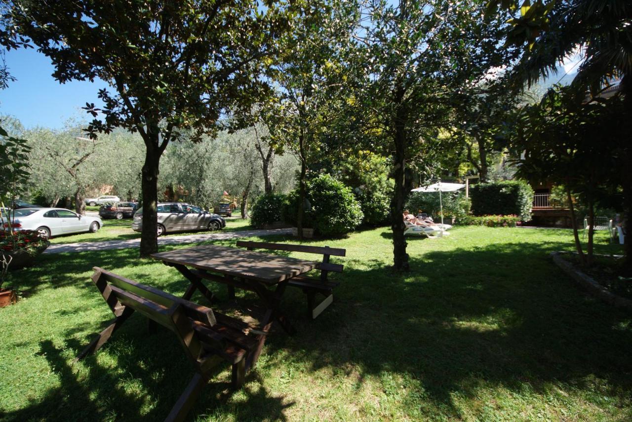 Hotel Alpi Malcesine Buitenkant foto